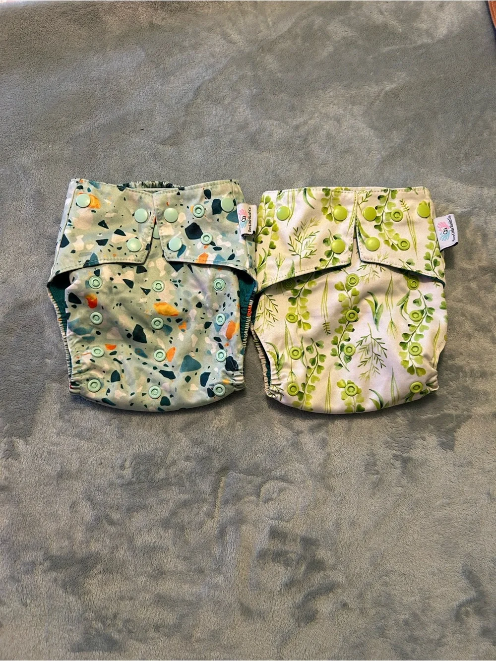 Set Two Little Hands Co cloth diapers
